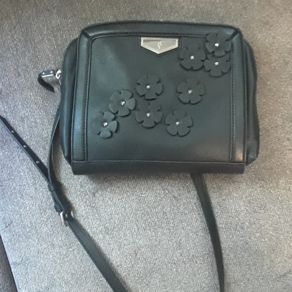 Vera Wang crossbody